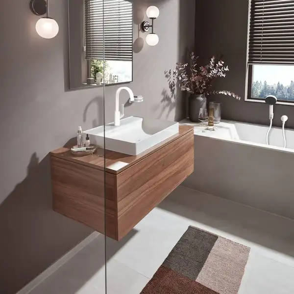 Змішувач для умивальника Hansgrohe Vivenis 210 з поворотним носиком, Matt White (75032700)