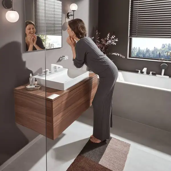 Змішувач для умивальника Hansgrohe Vivenis 90 на 3 отвори, з донним клапаном pop-up, білий матовий (75033700)