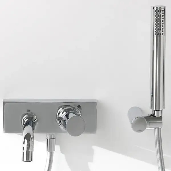 Змішувач з душем для ванни Fima Carlo Fluid (F3854BS)