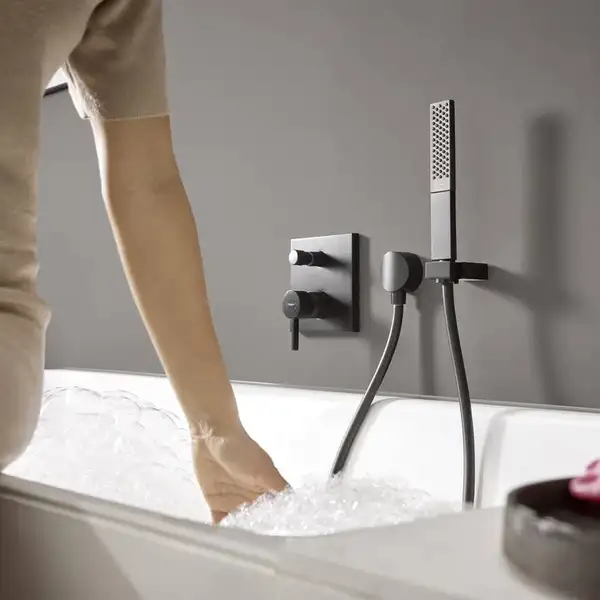 Hansgrohe Finoris Смеситель для ванны/душа, черный матовый (76415670)