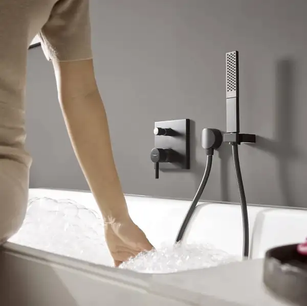Hansgrohe Finoris Смеситель для ванны/душа, белый матовый (76415700)