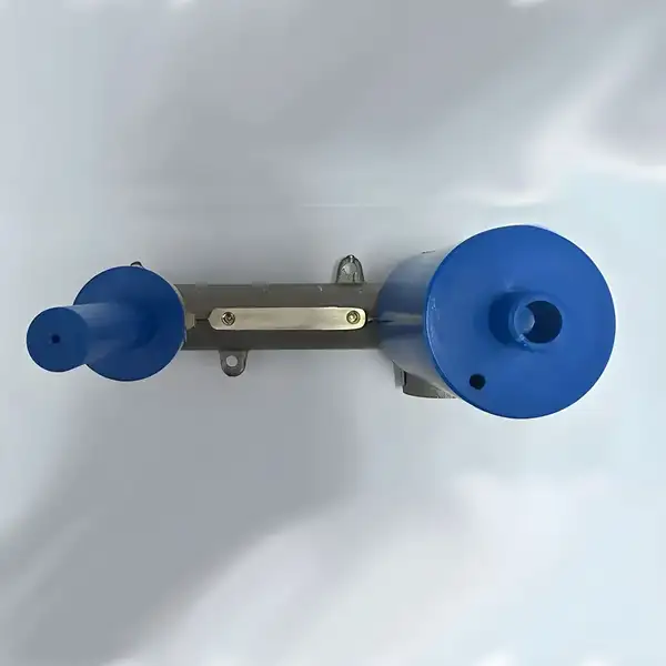 Paffoni Light смеситель раковины, хром (LIG105CR70)