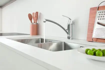 Смеситель для кухни с поворотным изливом Grohe Eurosmart (цвет - хром) (33281002) фото 5 Aquada.com.ua Смеситель для кухни с поворотным изливом Grohe Eurosmart (цвет - хром) (33281002) фото 5 Aquada.com.ua