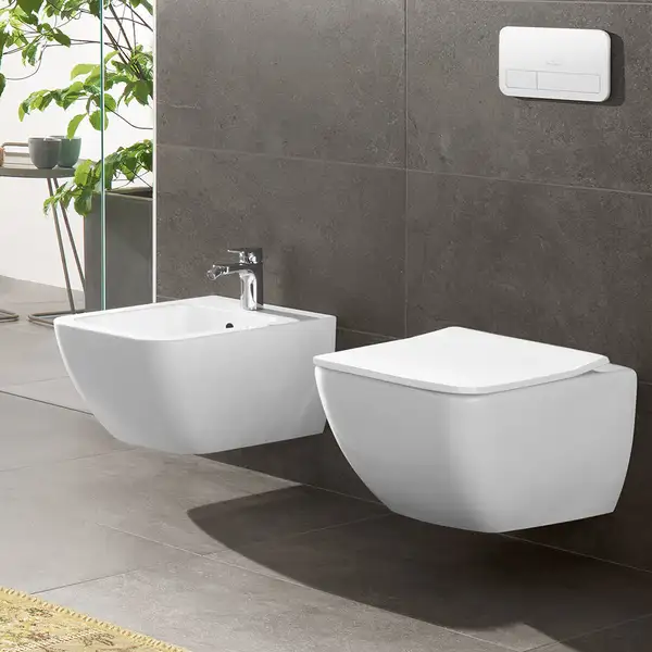 Унитаз подвесной DirectFlush (безободковый) Villeroy & Boch Legato с сиденьем Soft Close (5663RS01) фото 3 Aquada.com.ua