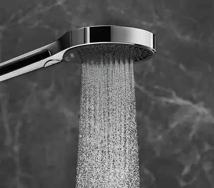 Душевой гарнитур Hansgrohe Rainfinity (цвет - хром/чёрный), 3 типа струи, шланг 1250 мм (26852000) фото 3 Aquada.com.ua