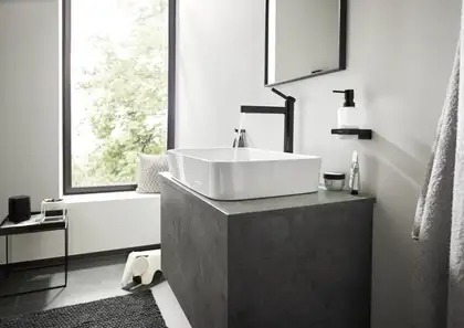 Смеситель для раковины высокий Hansgrohe Finoris (цвет - чёрный матовый), с донным клапаном Push Open (76070670) фото 2 Aquada.com.ua
