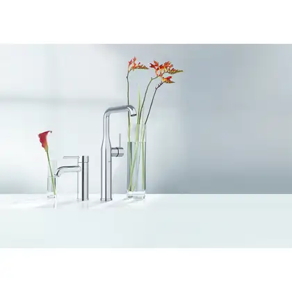 Змішувач для раковини S-розміру Grohe Essence New (23589001)