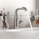 Змішувач для раковини M-розміру Grohe Essence New (23462001)