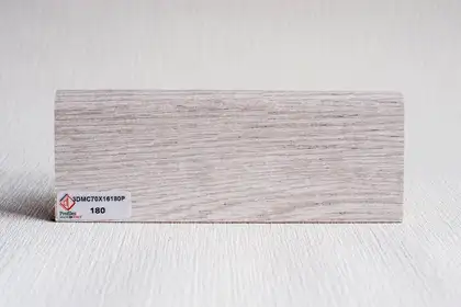 Плінтус 70x16x2400 з МДФ, з ефектом пор дерева 180, Lucciano, Італія (3DMC70X16180P)