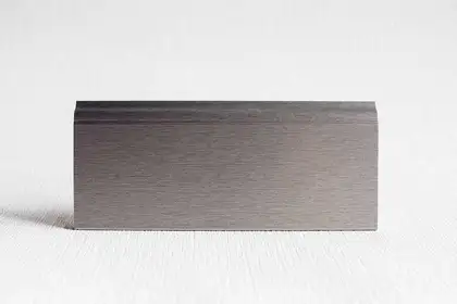Плінтус з МДФ 96x16x2400 форма M2 Срібний Сатин, Lucciano, Італія (500AMC96SSKM2)