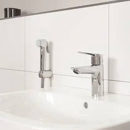 Grohe Eurosmart S-Size Змішувач для умивальника з гігієн. душем, хром (23123003)