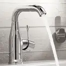 Змішувач для раковини M-розміру Grohe Essence New (23462001)