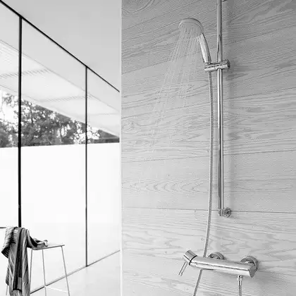 Змішувач для душу Grohe Essence New (33636001) Змішувач для душу Grohe Essence New (33636001)