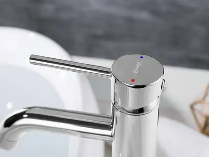 Смеситель для раковины (умывальника) REA LUNGO CHROME хром высокий (REA-B4104)