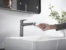 Смеситель для раковины высокий Hansgrohe Talis E (цвет - шлифованный чёрный хром), без донного клапана 71717340