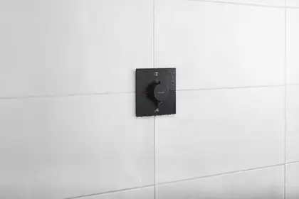 Hansgrohe ShowerSelect Comfort E Термостат, чорний (15572670) Hansgrohe ShowerSelect Comfort E Термостат, чорний (15572670)