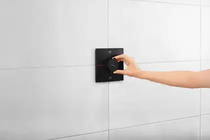 Hansgrohe ShowerSelect Comfort E Термостат, чорний (15572670) Hansgrohe ShowerSelect Comfort E Термостат, чорний (15572670)