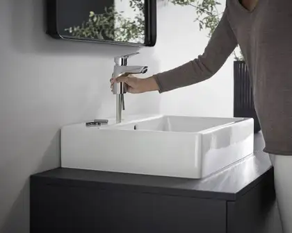 Смеситель для раковины 70 Hansgrohe Logis (цвет - хром), со сливным клапаном Push-Open 71077000