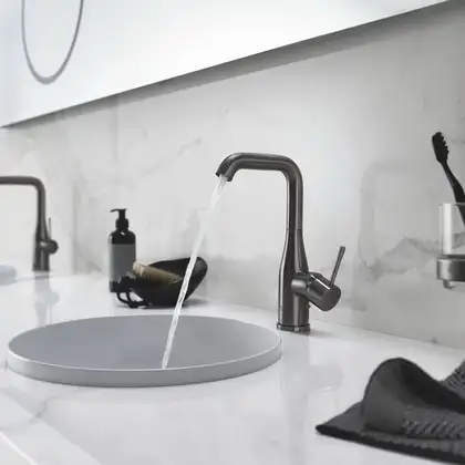 Змішувач для раковини L-розміру Grohe Essence New (32628AL1)