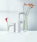 Змішувач для раковини S-розміру Grohe Essence New (23589001)