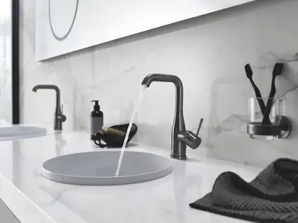Змішувач для раковини L-розміру Grohe Essence New (32628AL1)