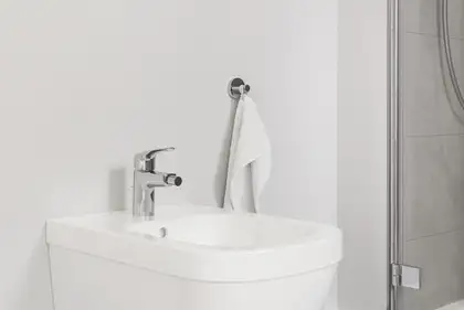 Гачок для халата Grohe Essentials New (40364001)