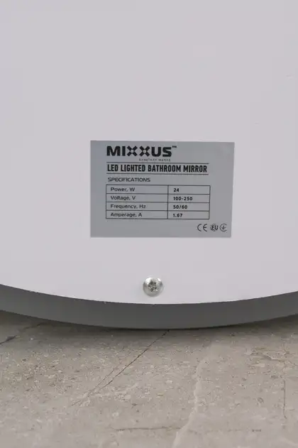 Дзеркало Mixxus PLAIN MC02-60 з Led Touch, Anti-fog, димером, регулятором яскравості, годинником (M (MI6012)