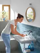 HANSGROHE Смеситель для раковины, однорычажный со стены Novus (71127000) фото 3 Aquada.com.ua