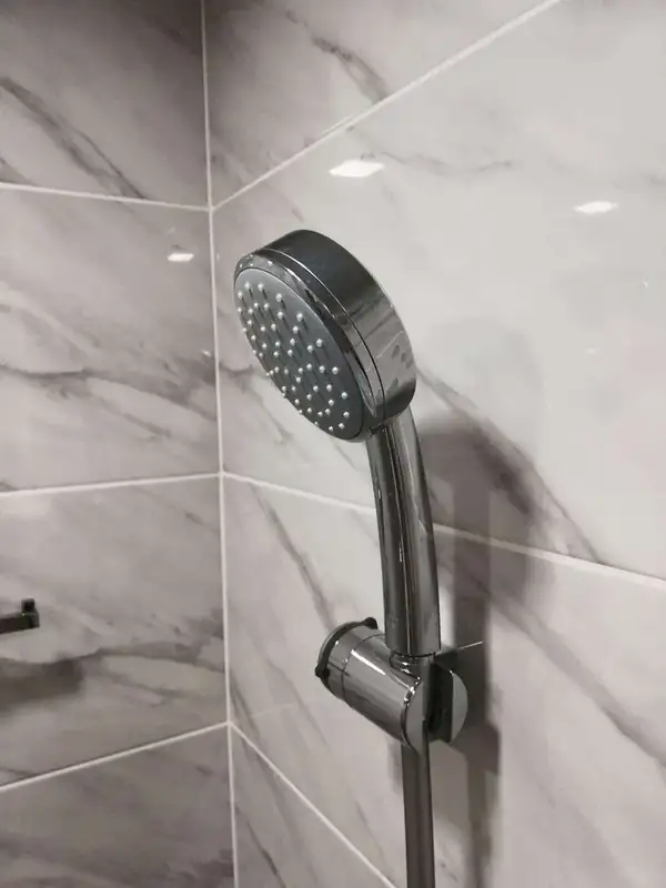 Душовий набір з тримачем, 3 режими струменя Grohe New Tempesta Cosmopolitan (27584002)