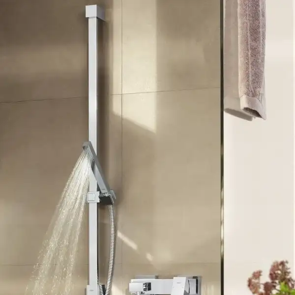 Душовий гарнітур зі штангою, 1 режим струменю Grohe Euphoria Cube (27936000)