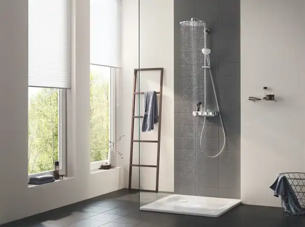Душова система з термостатом для душа Grohe Euphoria SmartControl System (26507000) Душова система з термостатом для душа Grohe Euphoria SmartControl System (26507000)