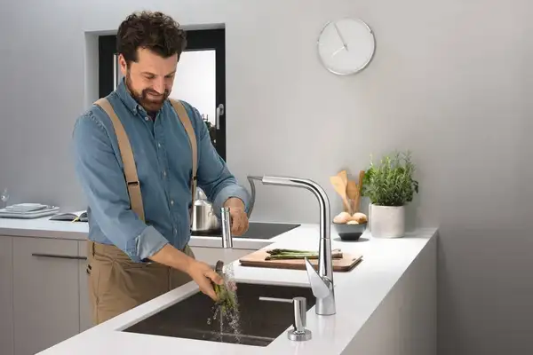 Встраиваемая кухонная мойка Hansgrohe S71 S719-U660 (цвет - нержавеющая сталь) 660 (43428800) фото 2 Aquada.com.ua Встраиваемая кухонная мойка Hansgrohe S71 S719-U660 (цвет - нержавеющая сталь) 660 (43428800) фото 2 Aquada.com.ua