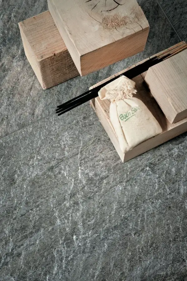 Керамическая плитка Mirage Quarziti 2.0, River 30x30 NAT, матовая (QR 04 NAT 30x30) фото 2 Aquada.com.ua Керамическая плитка Mirage Quarziti 2.0, River 30x30 NAT, матовая (QR 04 NAT 30x30) фото 2 Aquada.com.ua