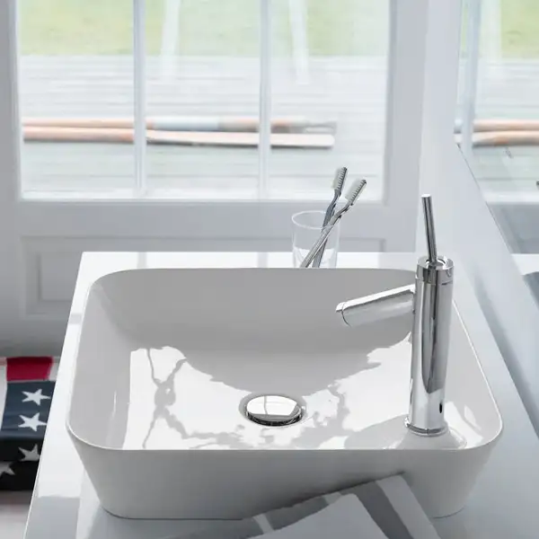 Раковина накладная на столешницу Duravit Cape Cod 46 х 46 см (2340460000) фото 2 Aquada.com.ua Раковина накладная на столешницу Duravit Cape Cod 46 х 46 см (2340460000) фото 2 Aquada.com.ua