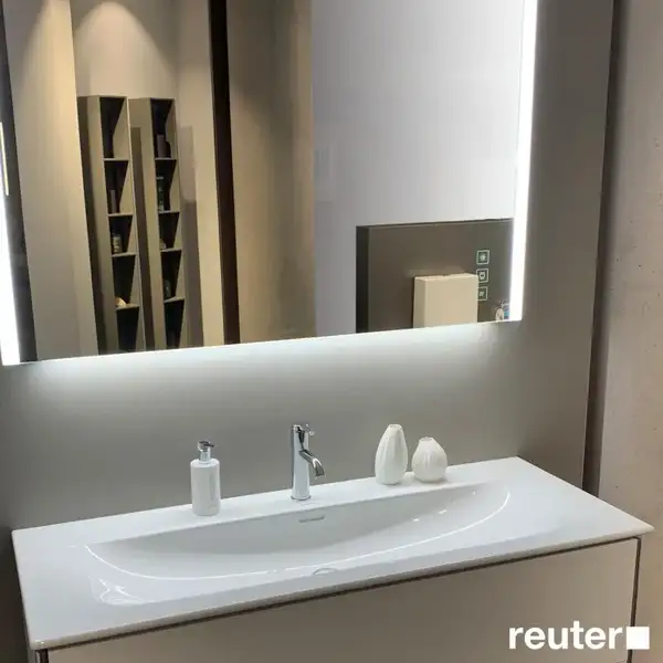Раковина мебельная Duravit Viu 123 х 49 см, с 1 отверстием под смеситель (2344120000) фото 2 Aquada.com.ua