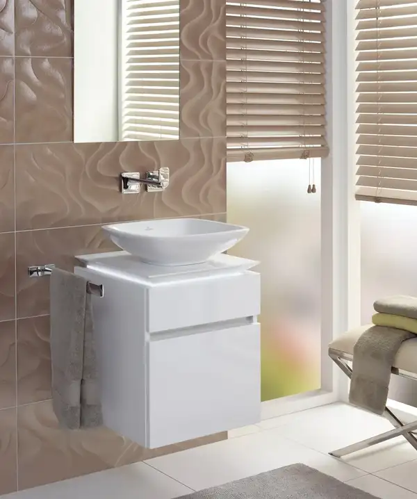 Раковина накладная на столешницу Villeroy & Boch Loop & Friends 430 х 430 мм (51491101) фото 2 Aquada.com.ua Раковина накладная на столешницу Villeroy & Boch Loop & Friends 430 х 430 мм (51491101) фото 2 Aquada.com.ua