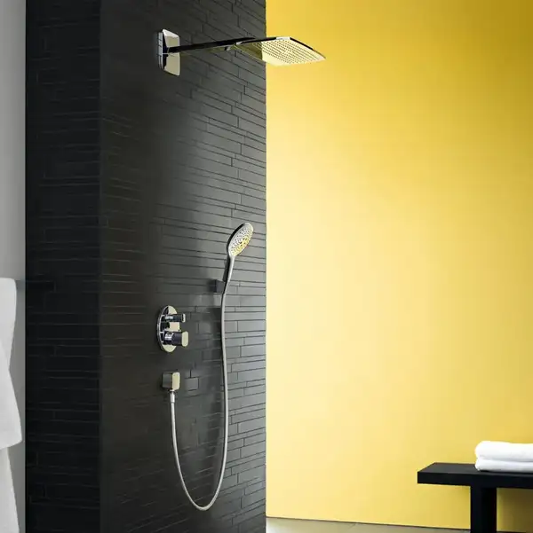Ручний душ Hansgrohe Raindance Select S 150 3jet, білий / хром (28587400) Ручний душ Hansgrohe Raindance Select S 150 3jet, білий / хром (28587400)