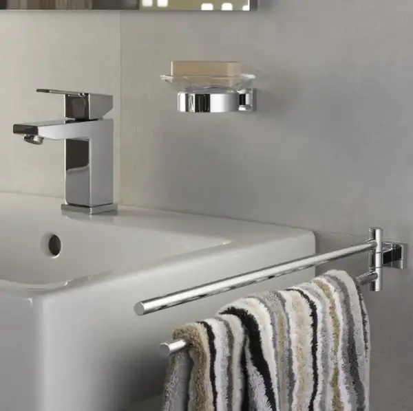 Тримач для аксесуарів Grohe Essentials Cube New (40508001)
