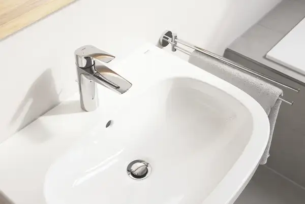 Подвійний тримач для рушників Grohe Essentials New (40371001)
