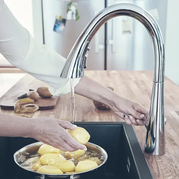 Grohe Zedra Смеситель для кухни, выдвижной, хром (32294002)