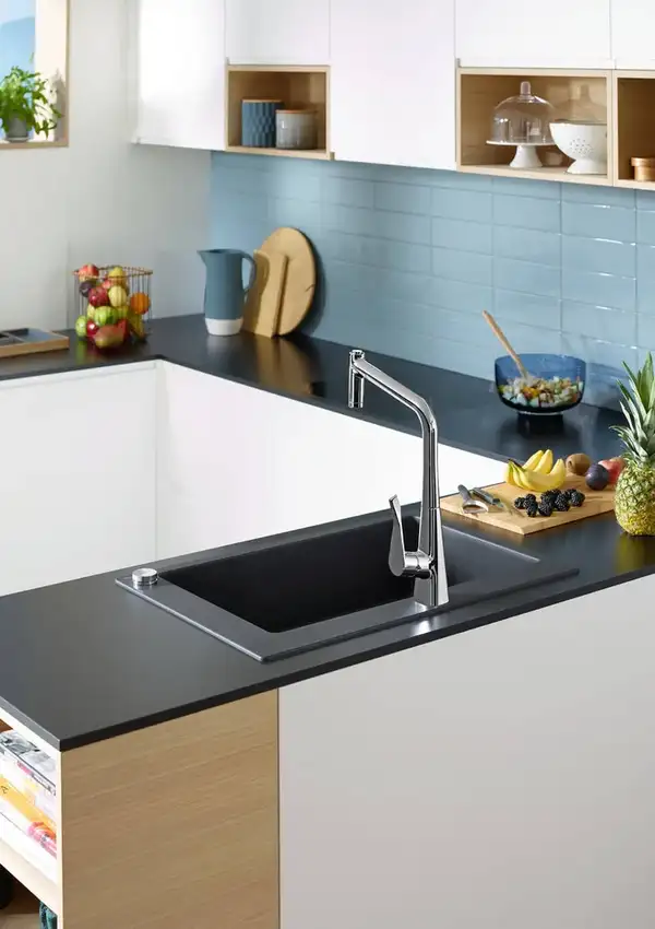 Смеситель для кухни Hansgrohe Metris Select 320 2jet, sBox (цвет - хром), с вытяжным душем (73806000) фото 2 Aquada.com.ua Смеситель для кухни Hansgrohe Metris Select 320 2jet, sBox (цвет - хром), с вытяжным душем (73806000) фото 2 Aquada.com.ua