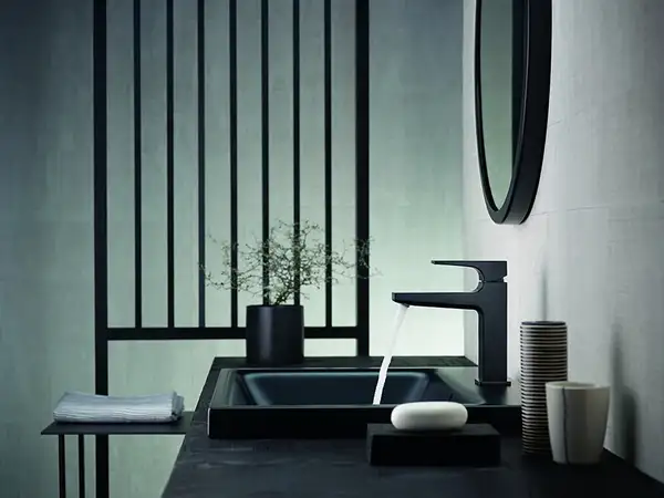 Смеситель для раковины Hansgrohe Metropol (цвет - чёрный матовый), с донным клапаном Push-Open (32507670) фото 2 Aquada.com.ua Смеситель для раковины Hansgrohe Metropol (цвет - чёрный матовый), с донным клапаном Push-Open (32507670) фото 2 Aquada.com.ua