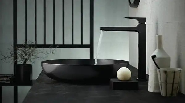 Смеситель для раковины высокий Hansgrohe Metropol (цвет - чёрный матовый), с донным клапаном (32512670) фото 2 Aquada.com.ua Смеситель для раковины высокий Hansgrohe Metropol (цвет - чёрный матовый), с донным клапаном (32512670) фото 2 Aquada.com.ua