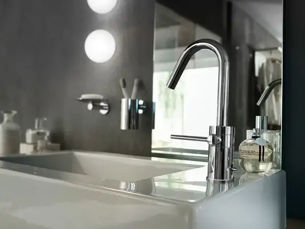 Смеситель для раковины Nobili Plus (цвет - хром), с донным клапаном (PL00118/1CR) фото 2 Aquada.com.ua
