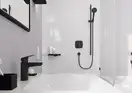 Смеситель для раковины 100 Hansgrohe Logis (цвет - чёрный матовый), без донного клапана 71101670