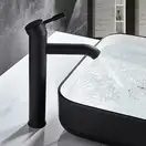 Rea Graff Black Смеситель для раковины, черный (REA-B8665)