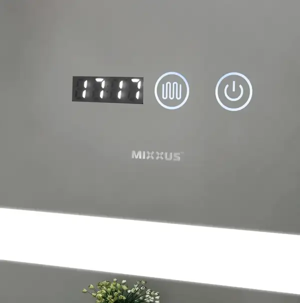 Дзеркало Mixxus LIGHT MR01-80x60 з Led Touch, Anti-fog, димером, регулятором яскравості, годинником (MI5998)