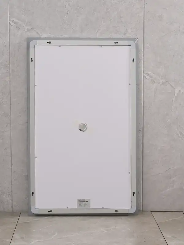 Дзеркало Mixxus HARD MR06-60x80 з Led Touch, Anti-fog, димером, регулятором яскравості, годинником (MI6929)