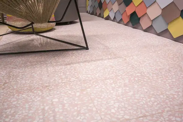Плитка керамогранітна Farnese Amalfi-R Crema RECT 293x293x8,2 Vives (40EI) Плитка керамогранітна Farnese Amalfi-R Crema RECT 293x293x8,2 Vives (40EI)