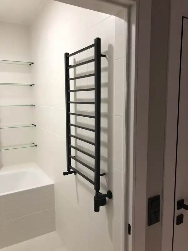 Genesis Aqua Полотенцесушитель Flat (1204)